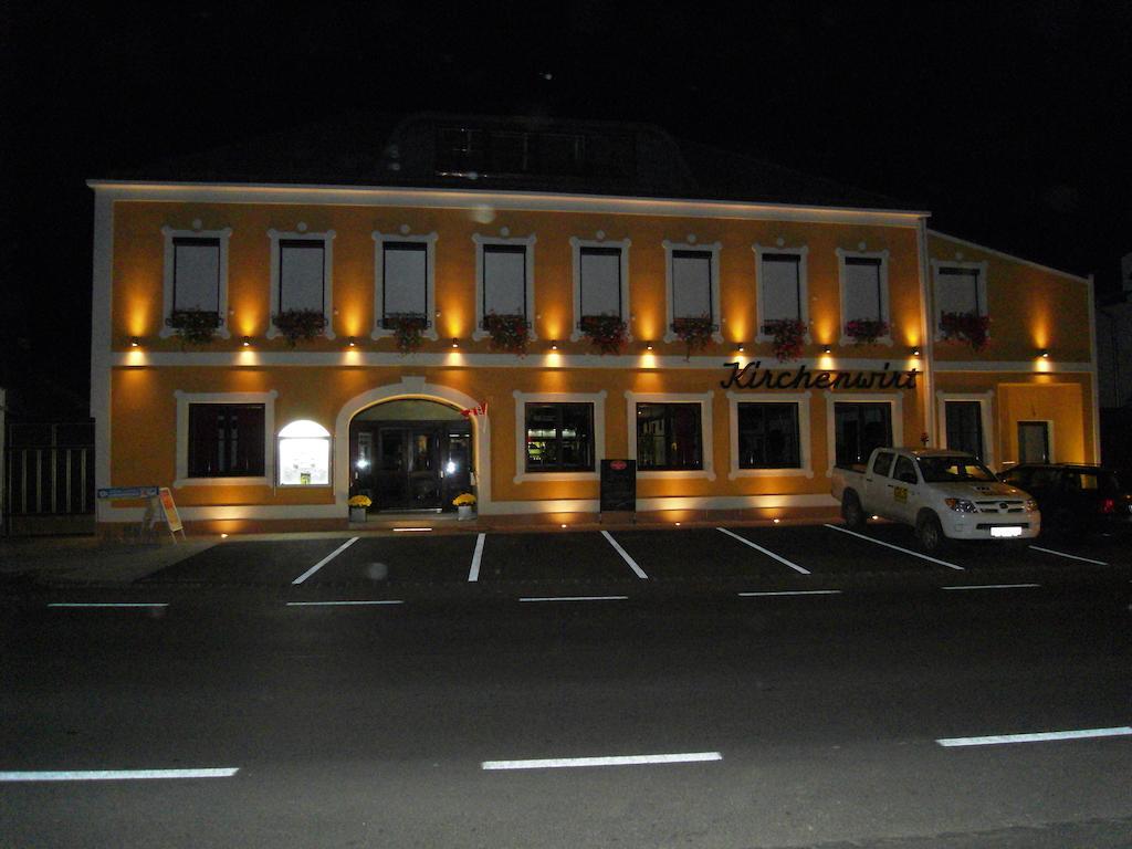 גולס Weinhotel Kirchenwirt מראה חיצוני תמונה