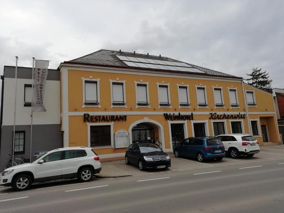 גולס Weinhotel Kirchenwirt מראה חיצוני תמונה